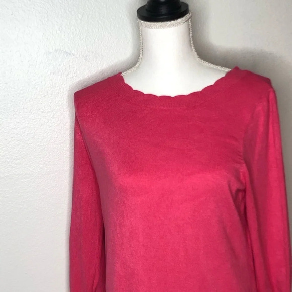 Ralph Lauren sweater.  Size M.  Beautiful color. - Picture 1 of 4